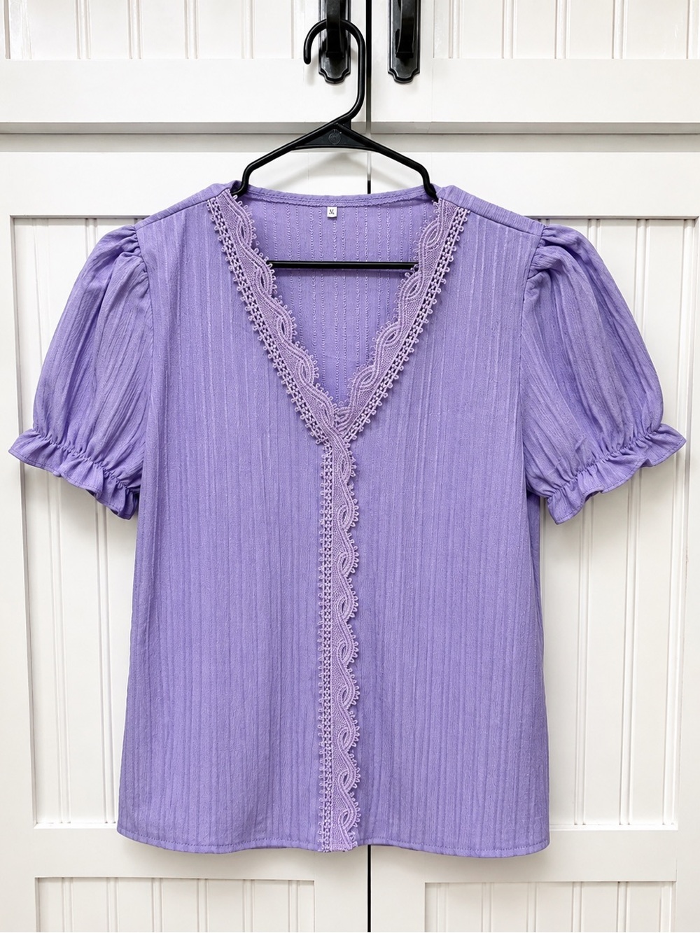 Lilac V-Neck Lace-Trim Puff Sleeve Top - Women